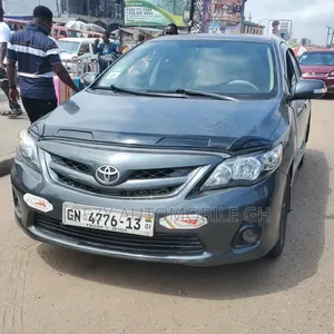 Toyota Corolla 2010 Gray
