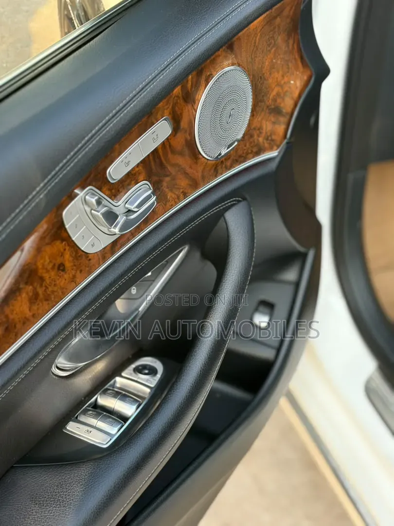 Mercedes-Benz E300 2018 White