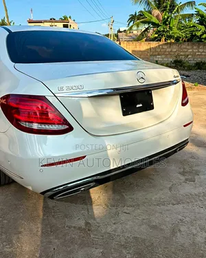 Mercedes-Benz E300 2018 White