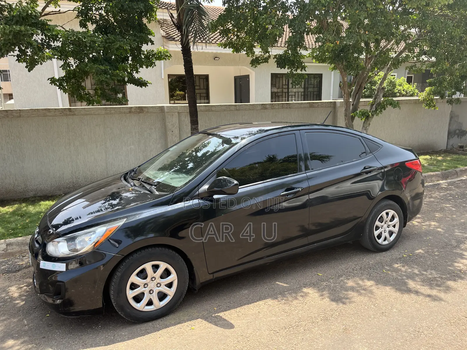 Hyundai Accent 2013 Black