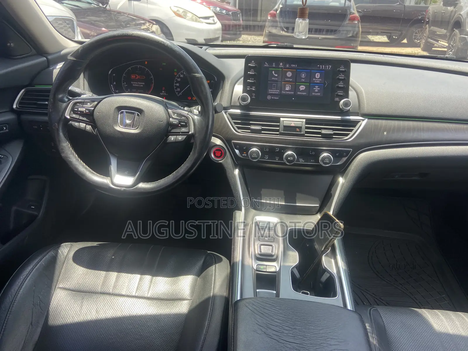 Honda Accord Touring 2.0T 2018 White