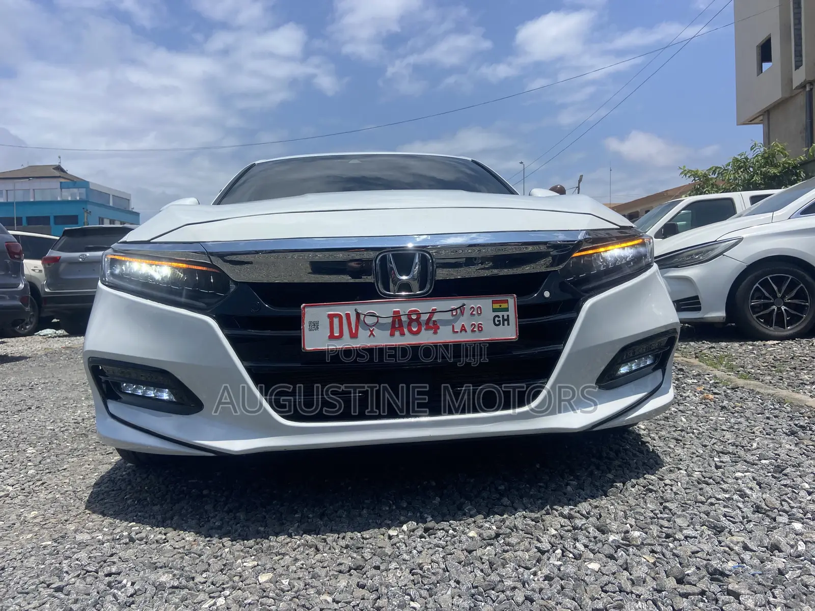 Honda Accord Touring 2.0T 2018 White