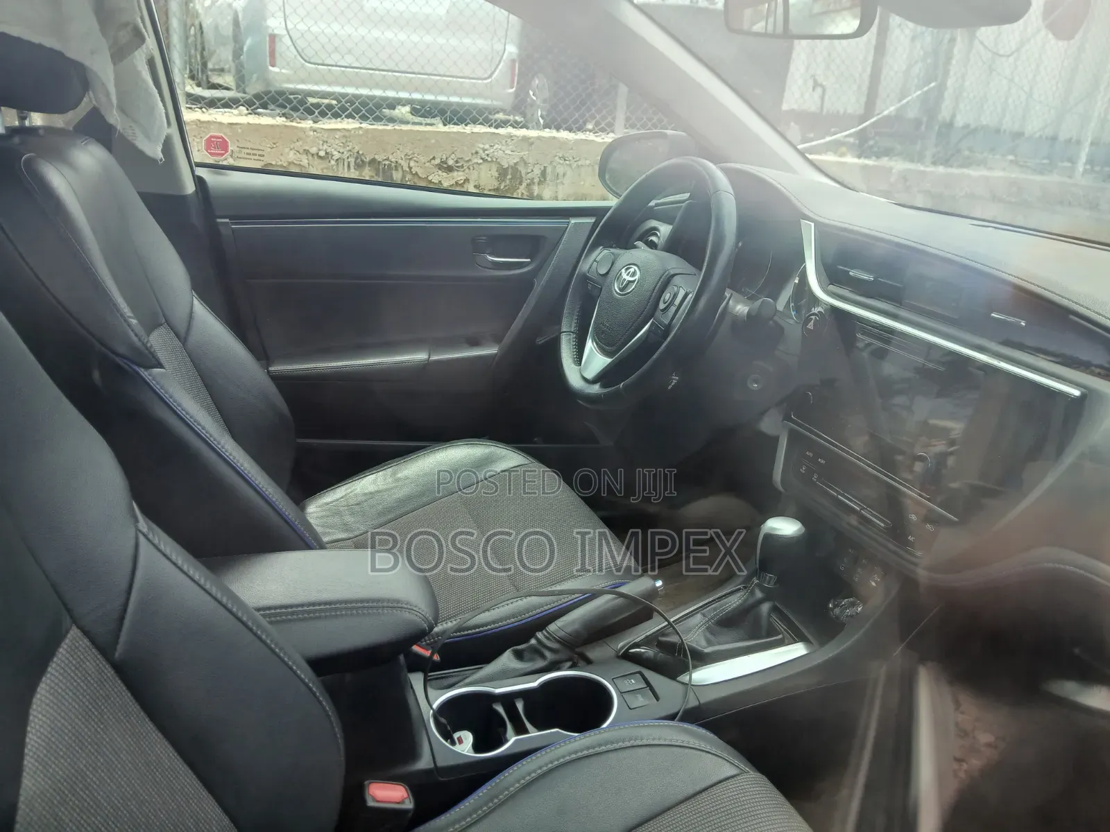 Toyota Corolla 2019 White