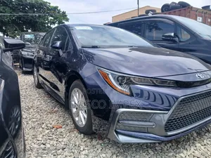Toyota Corolla 2022 Blue