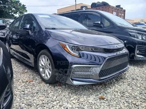 Toyota Corolla 2022 Blue