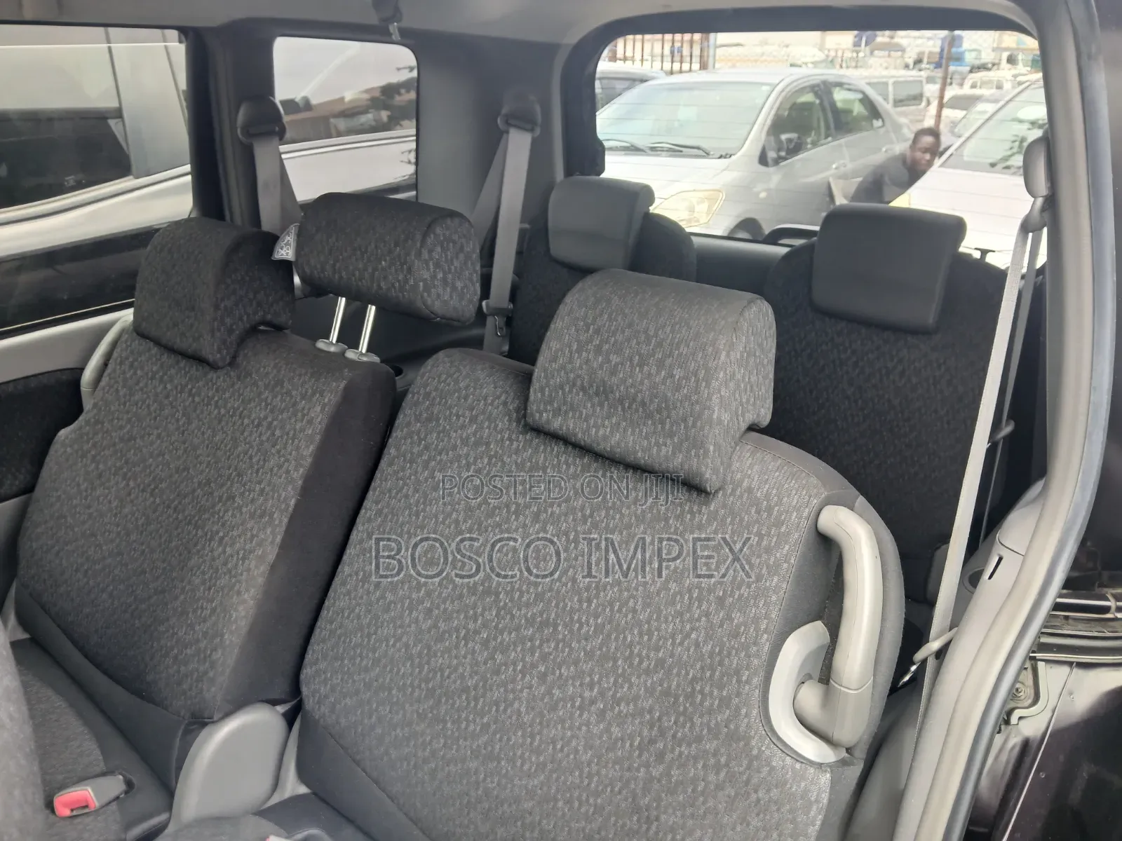 Toyota Sienta 2015 Brown
