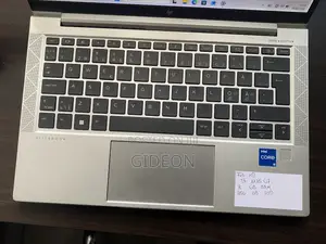 Laptop HP EliteBook 830 G8 8GB Intel Core i5 SSD 256GB
