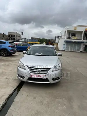 Nissan Sentra SL 4dr Sedan (1.8L 4cyl CVT) 2015 Silver