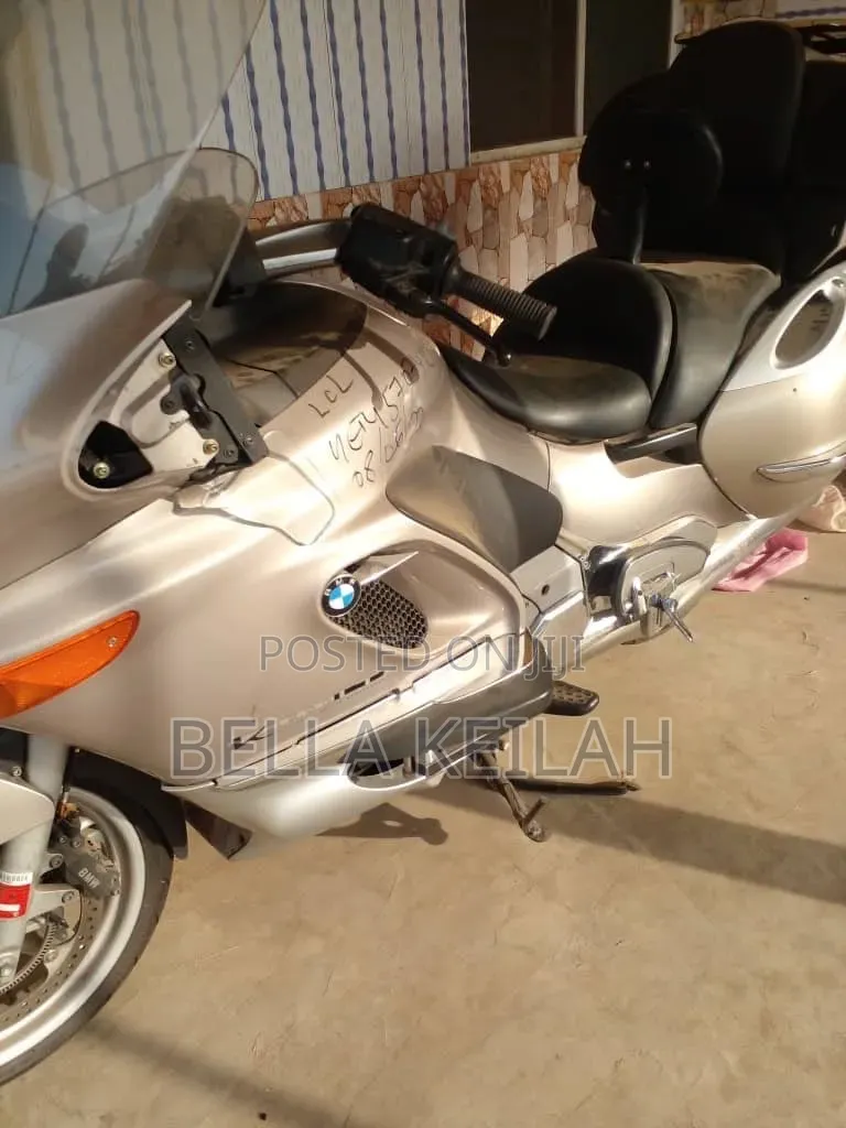 New BMW R1250GS 2022 Gray