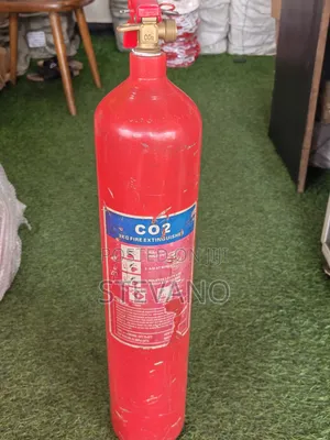 Fire Extinguisher (3kg CO2)