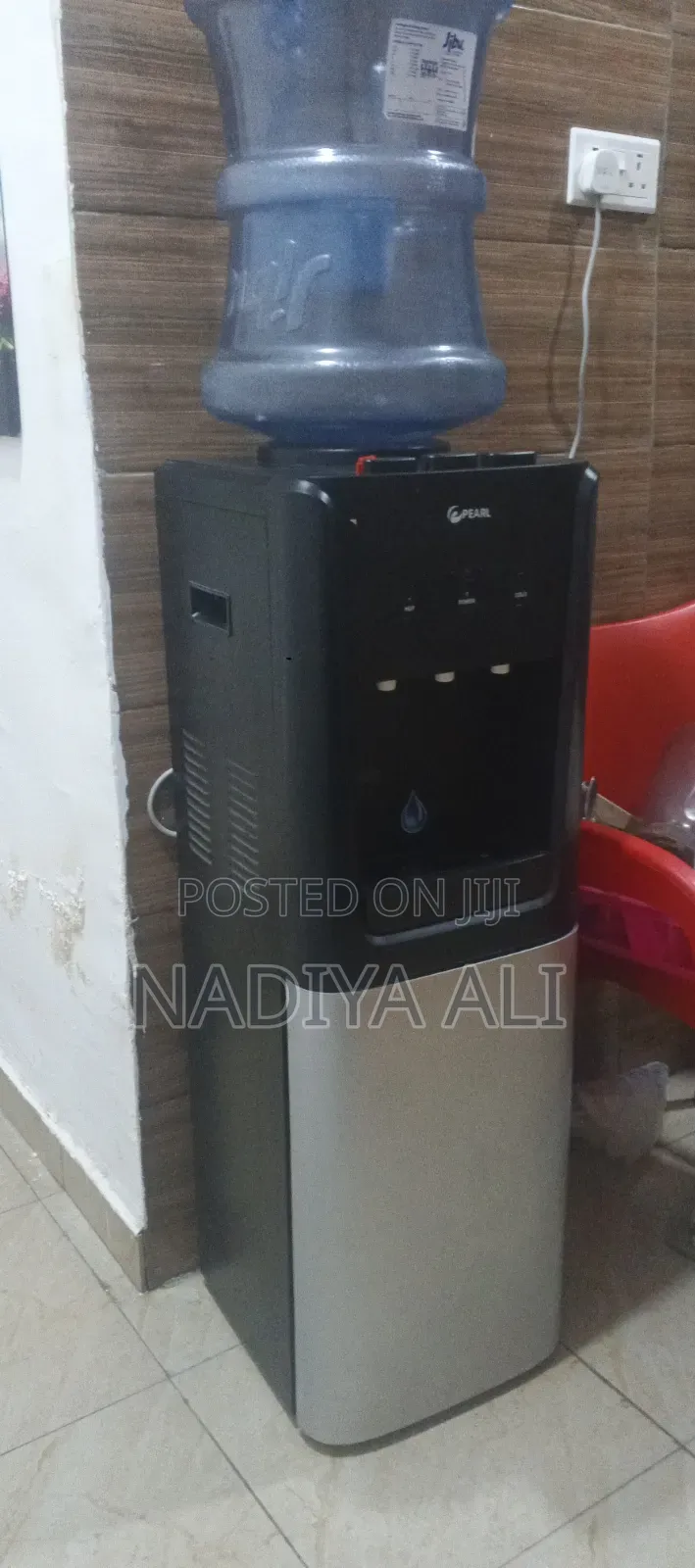 Pearl Water Dispenser With Tank