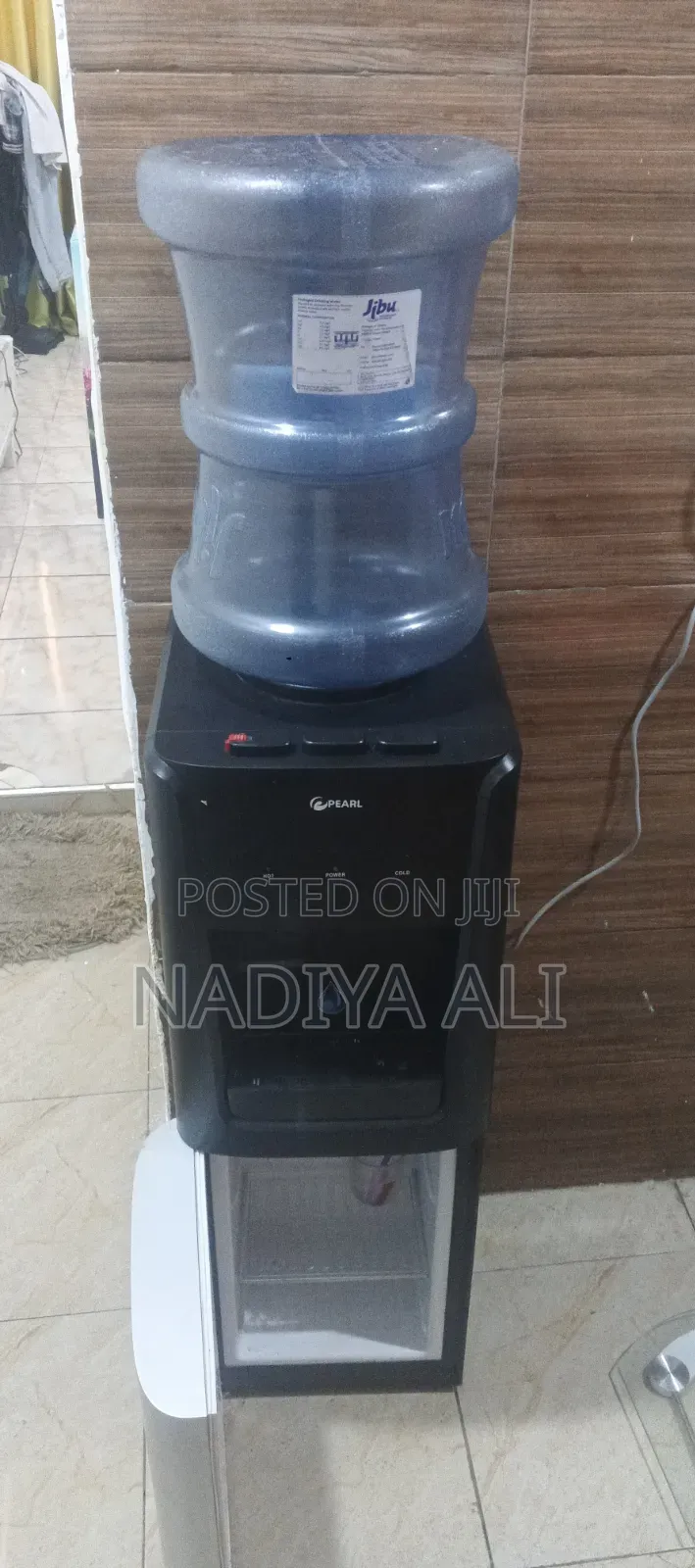 Pearl Water Dispenser With Tank