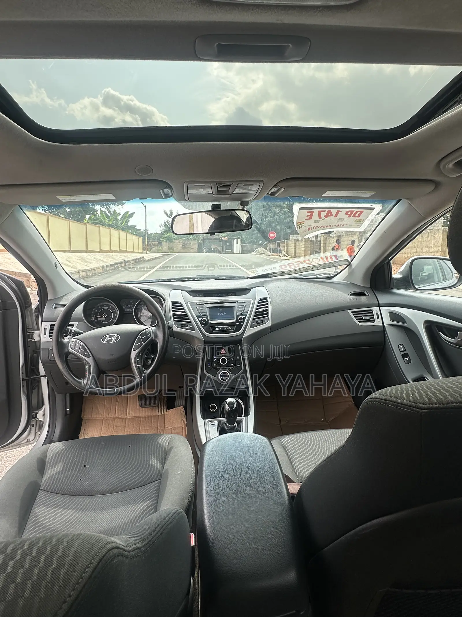 Hyundai Elantra 2015 Silver