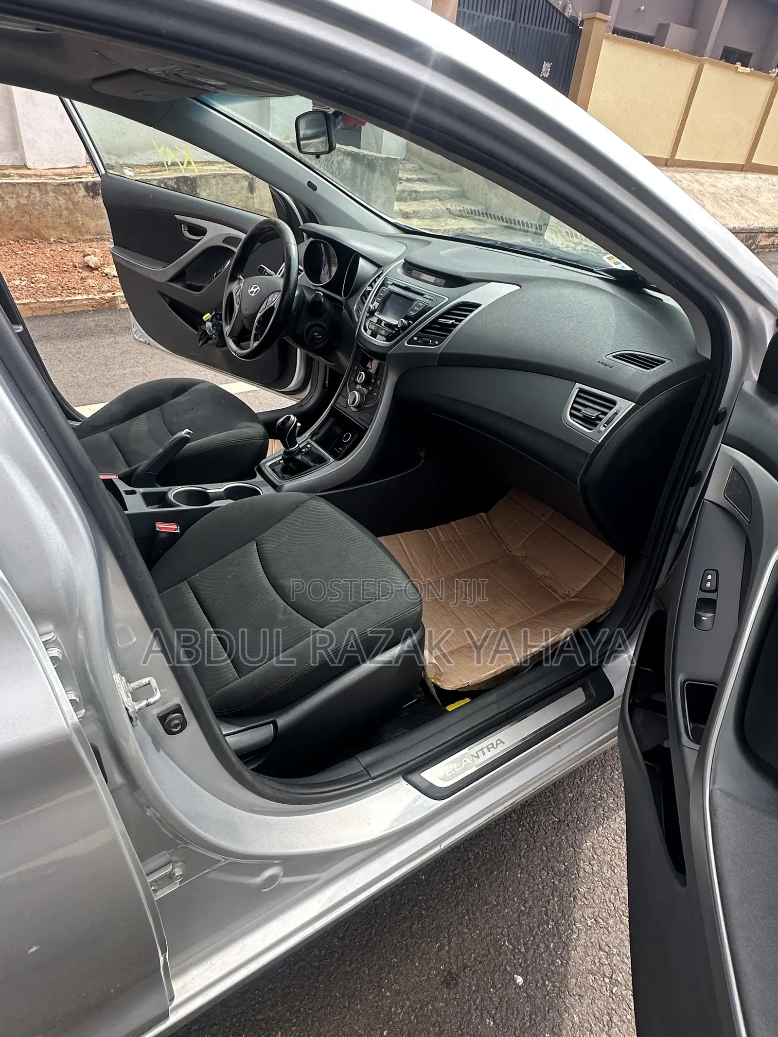 Hyundai Elantra 2015 Silver