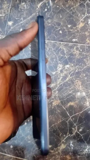 Tecno Camon 40 128 GB Blue