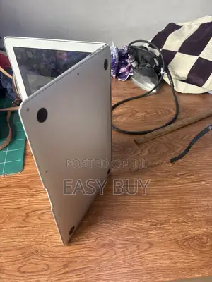 Laptop Apple MacBook Air 2GB Intel HDD 256GB