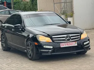 Mercedes-Benz C300 2013 Black