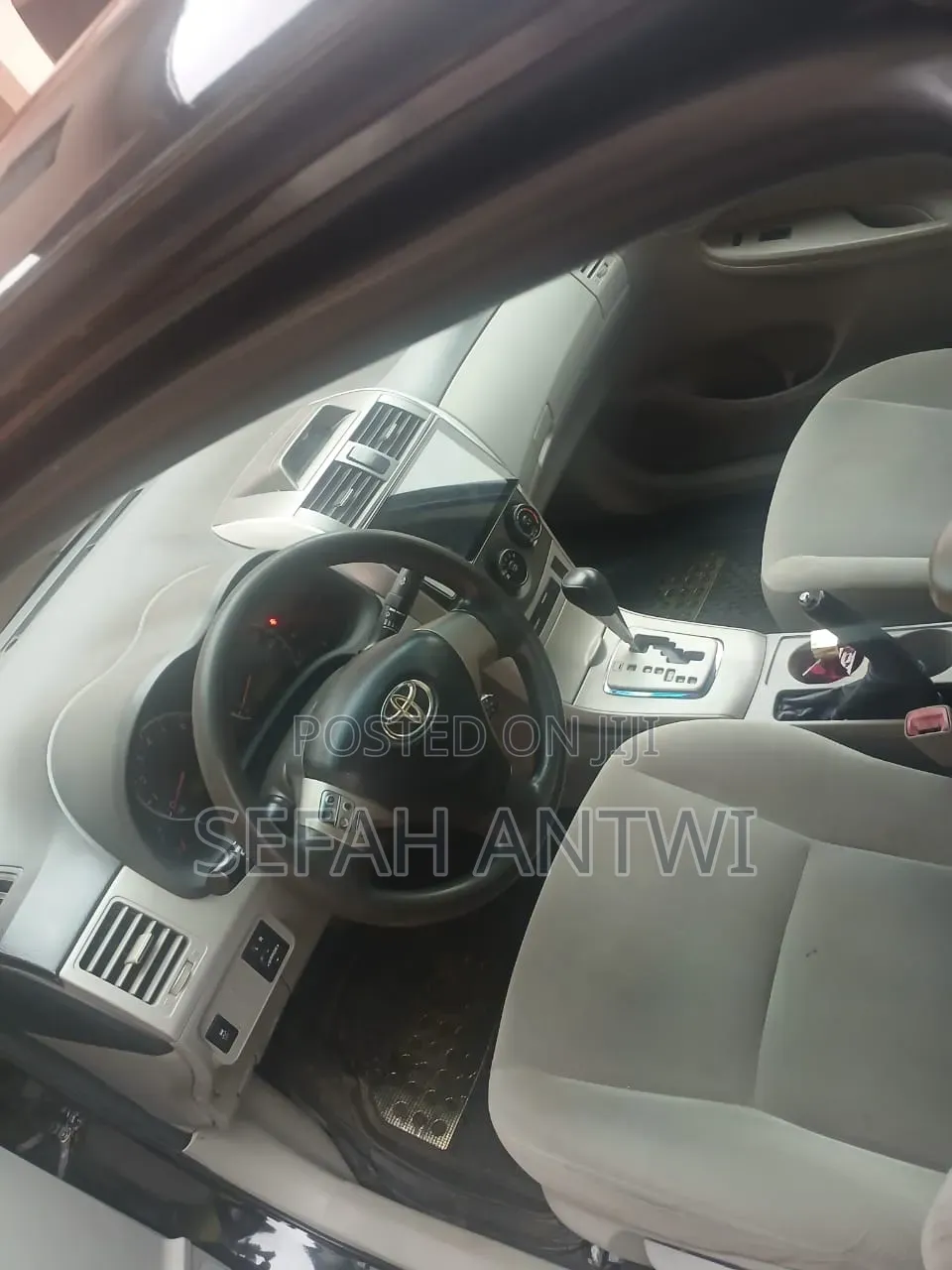 Toyota Corolla 2013 Gray