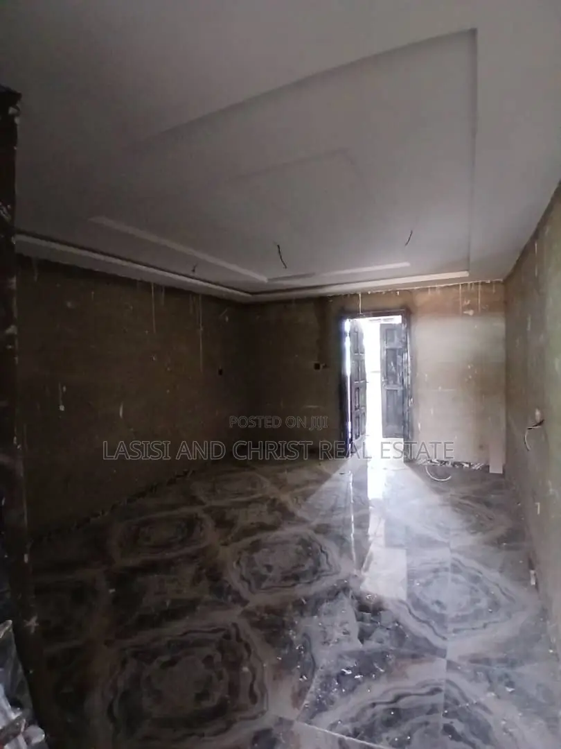1bdrm Apartment in Lasisi And Christ, Amasaman for rent