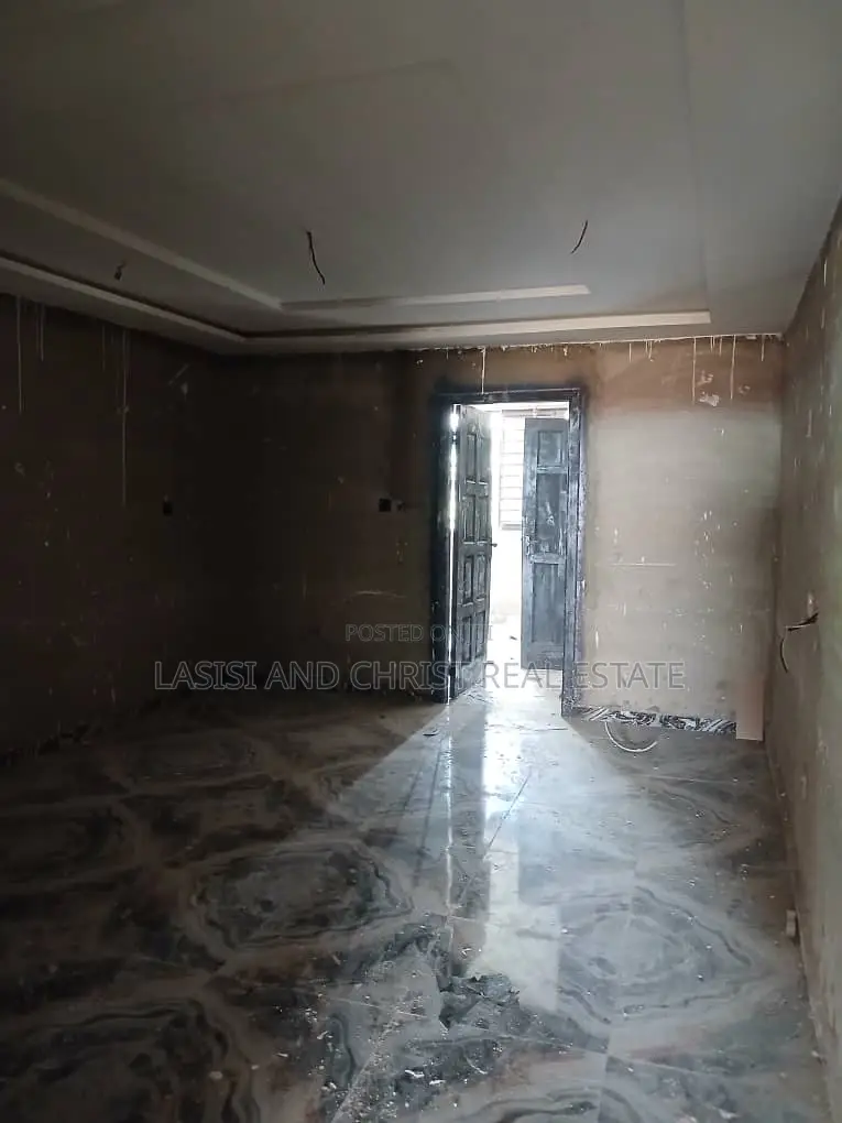 1bdrm Apartment in Lasisi And Christ, Amasaman for rent