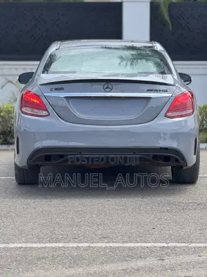 Mercedes-Benz C300 2016 Gray