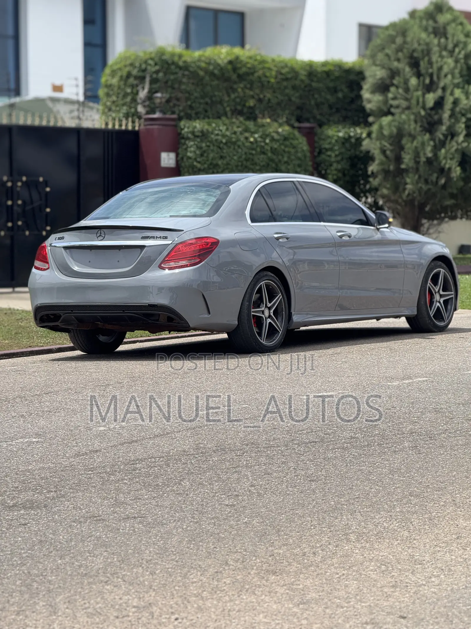 Mercedes-Benz C300 2016 Gray