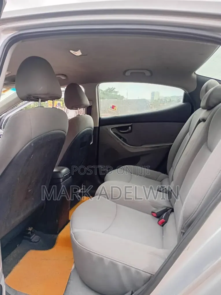 Hyundai Elantra 2013 Gray