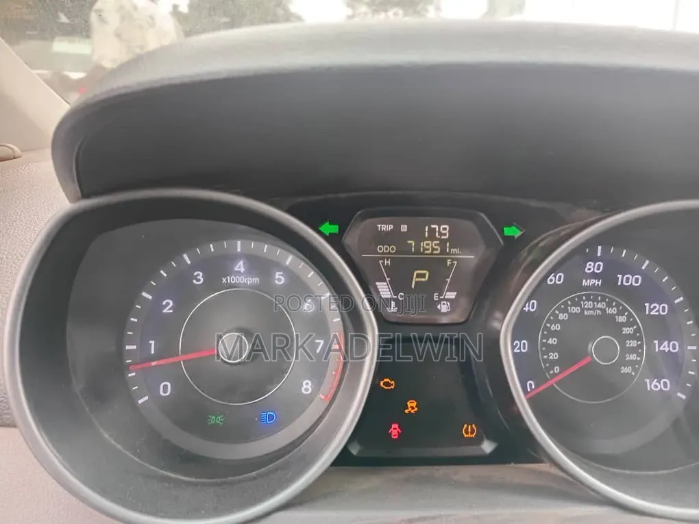 Hyundai Elantra 2013 Gray