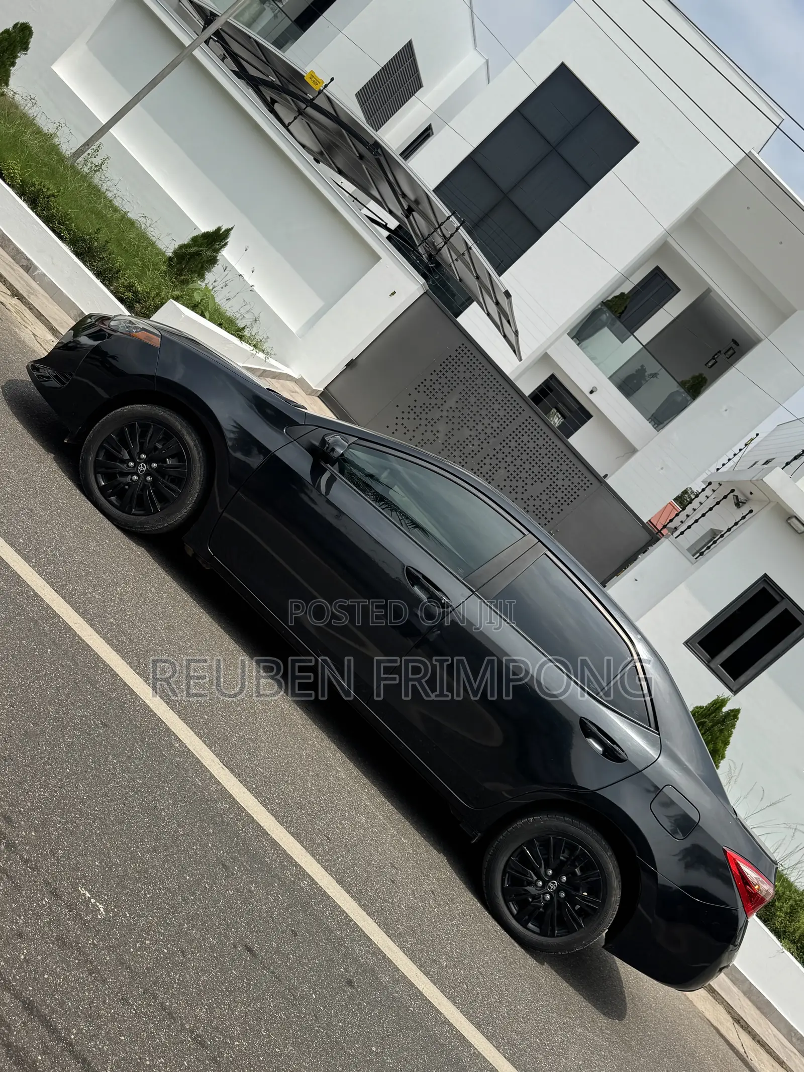 Toyota Corolla LE (1.8L 4cyl 2A) 2018 Black
