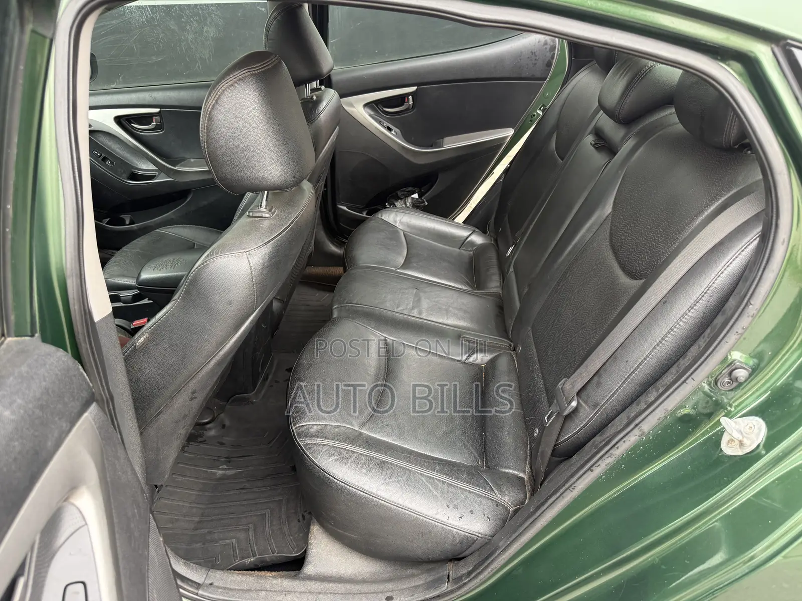 Hyundai Elantra Limited Sedan FWD (1.8L 4cyl 6A) 2013 Green