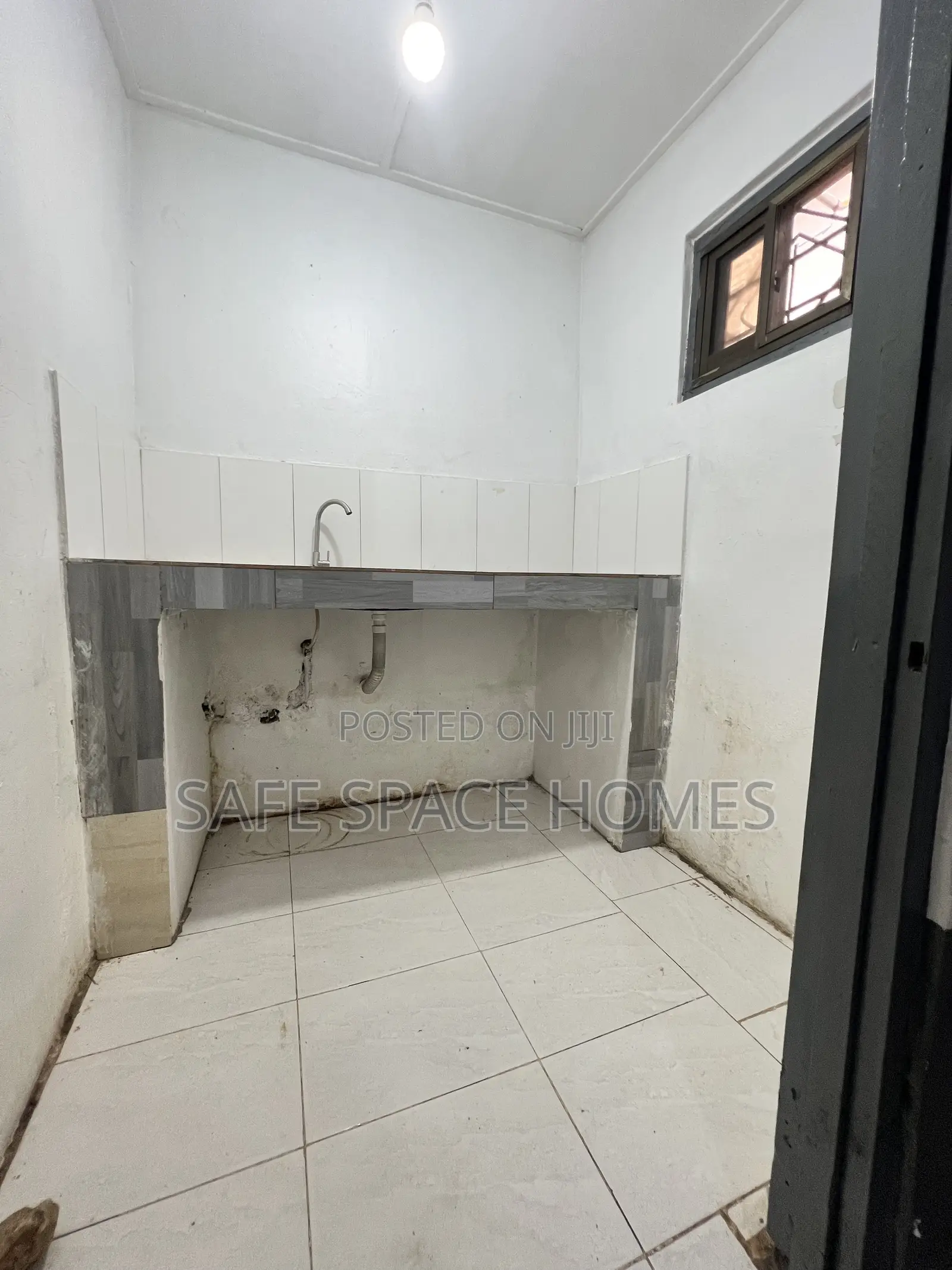 1bdrm Apartment in Burma Camp for rent
