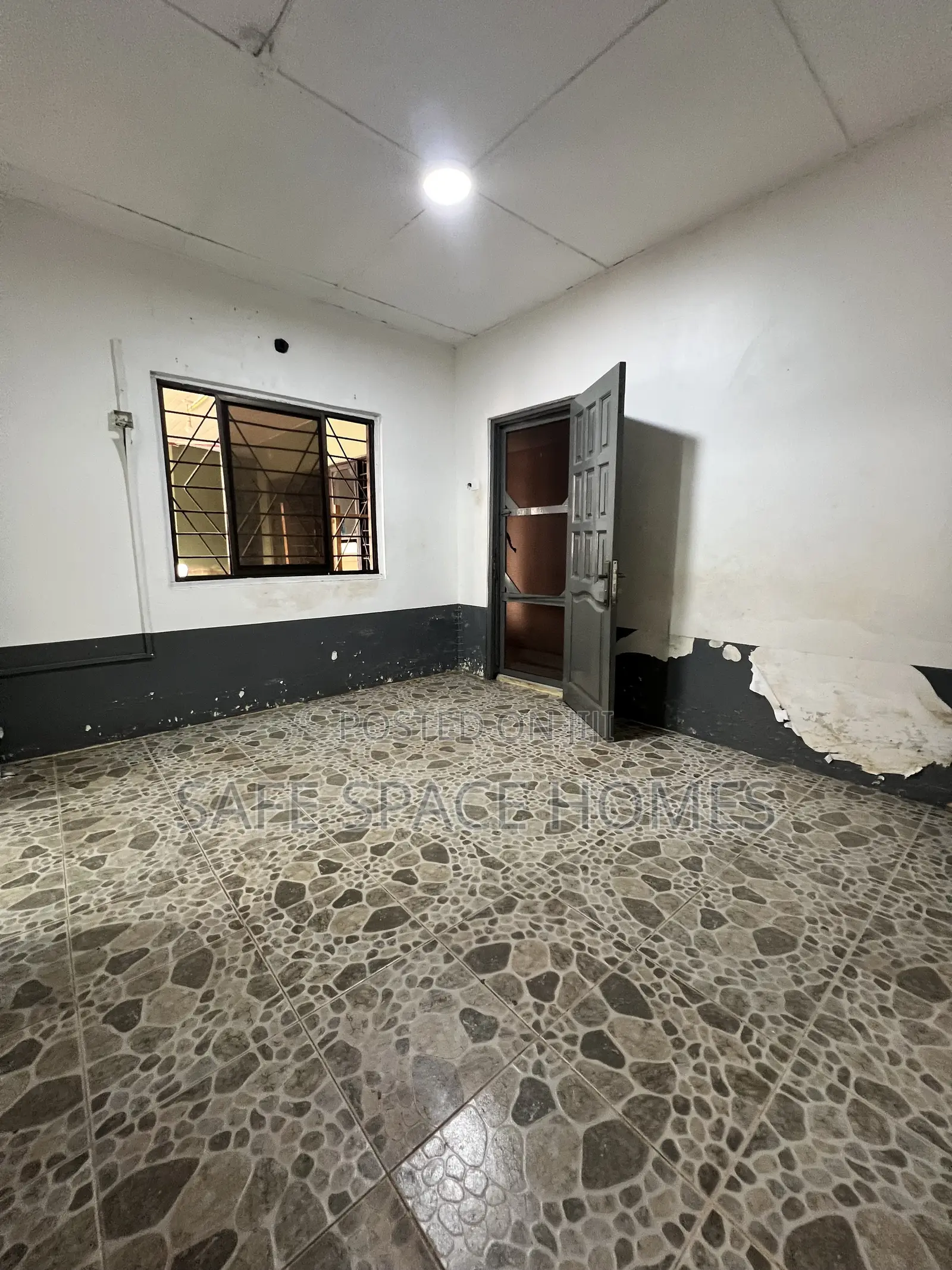 1bdrm Apartment in Burma Camp for rent