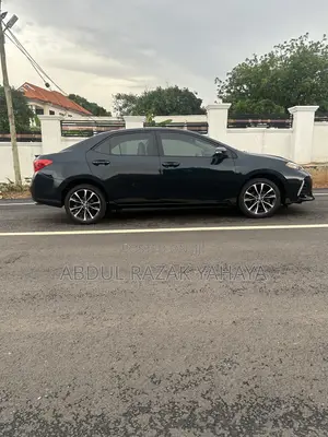 Toyota Corolla 2019 Black