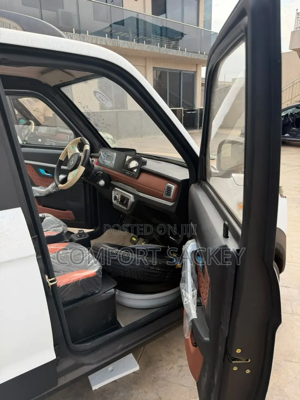 New Mini Mini 2025 White