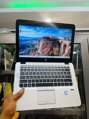 Laptop HP EliteBook 820 G3 8GB Intel Core i5 SSD 256GB
