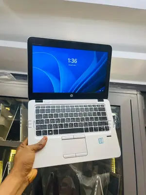 Laptop HP EliteBook 820 G3 8GB Intel Core i5 SSD 256GB