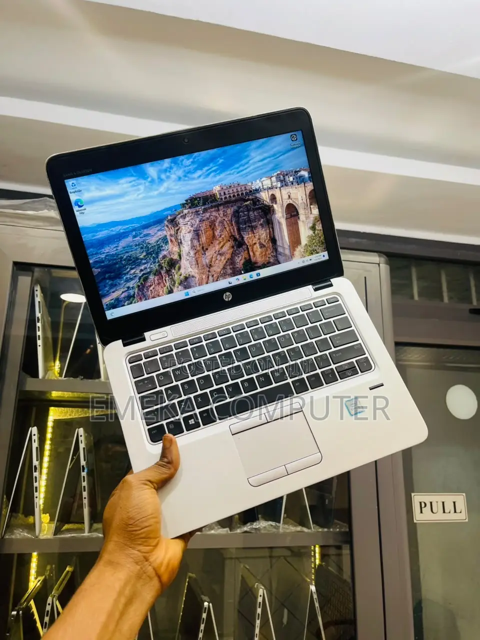 Laptop HP EliteBook 820 G3 8GB Intel Core i5 SSD 256GB
