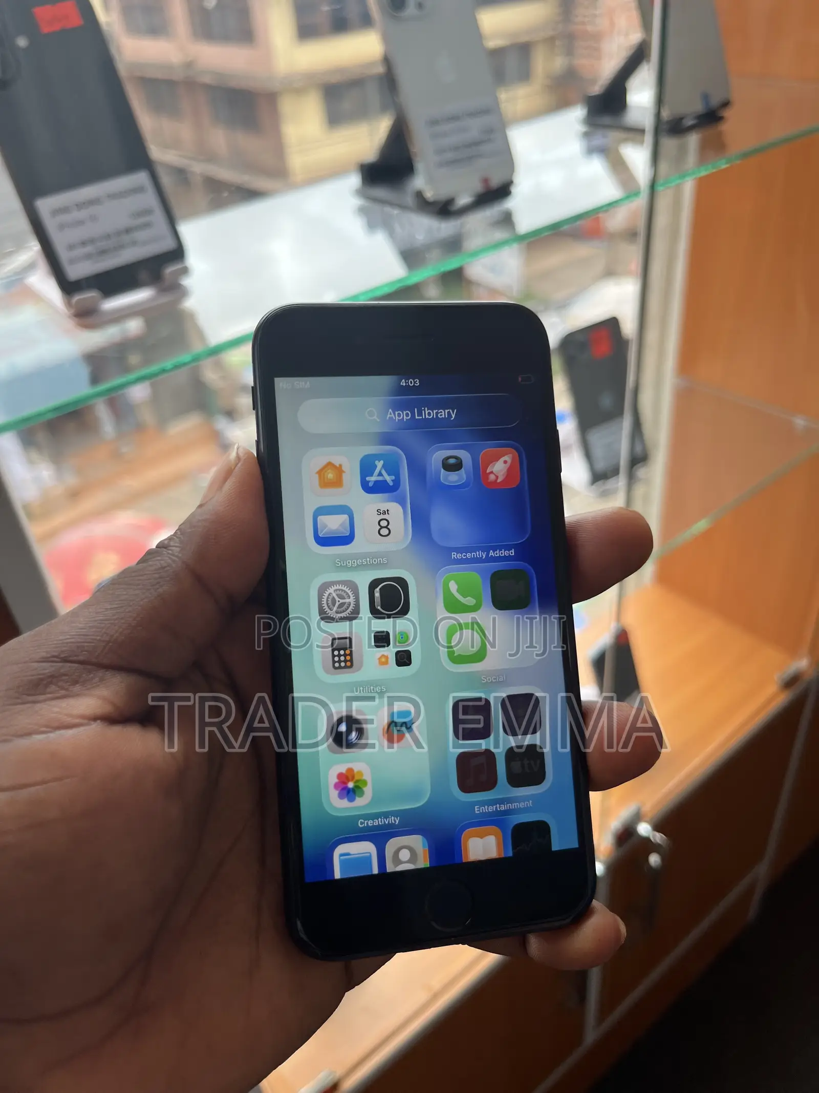 Apple iPhone SE (2020) 64 GB Black