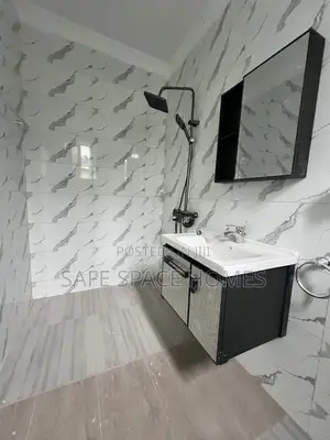 2bdrm Apartment in Burma Camp for rent