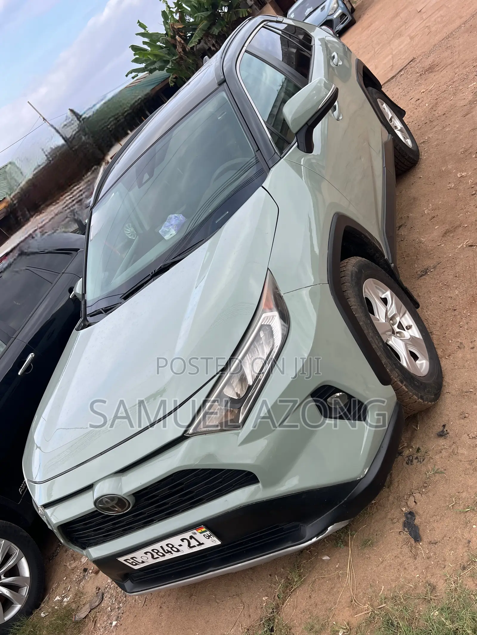 Toyota RAV4 XLE AWD 2019 Green