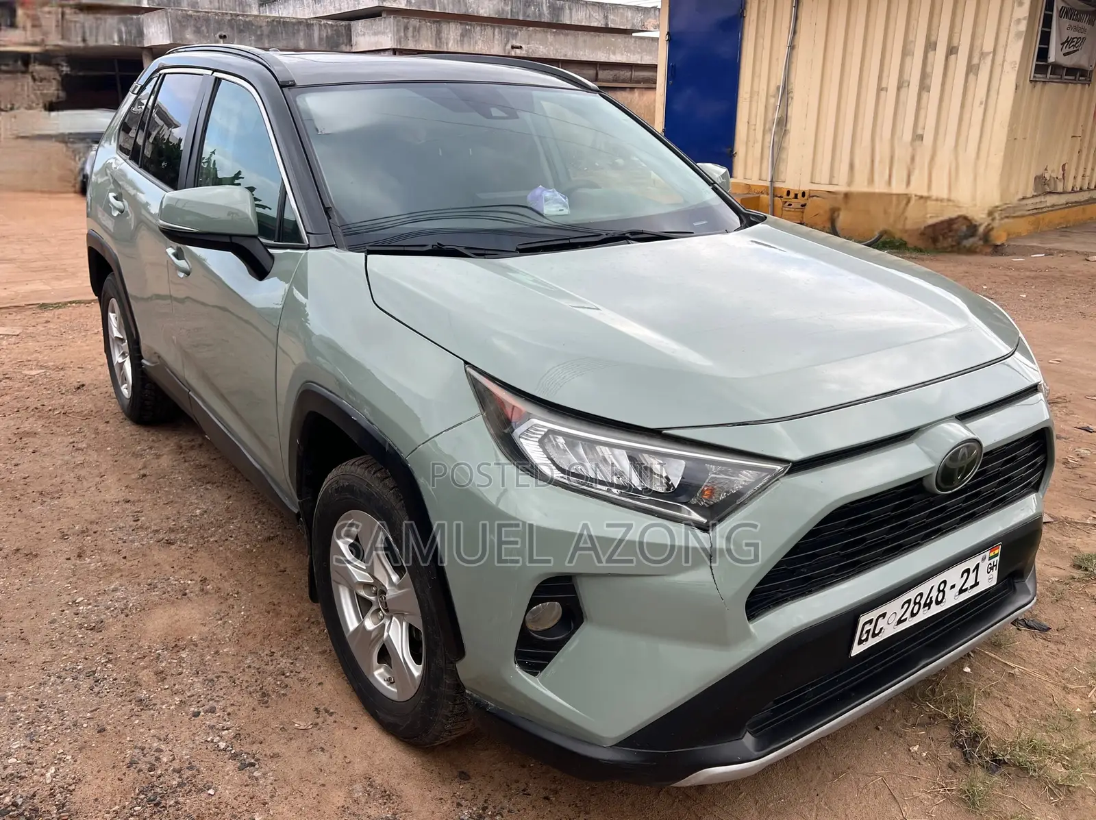Toyota RAV4 XLE AWD 2019 Green