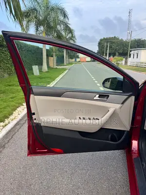 Hyundai Sonata Limited Sedan FWD (2.4L 4cyl 6A) 2016 Red