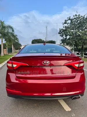 Hyundai Sonata Limited Sedan FWD (2.4L 4cyl 6A) 2016 Red