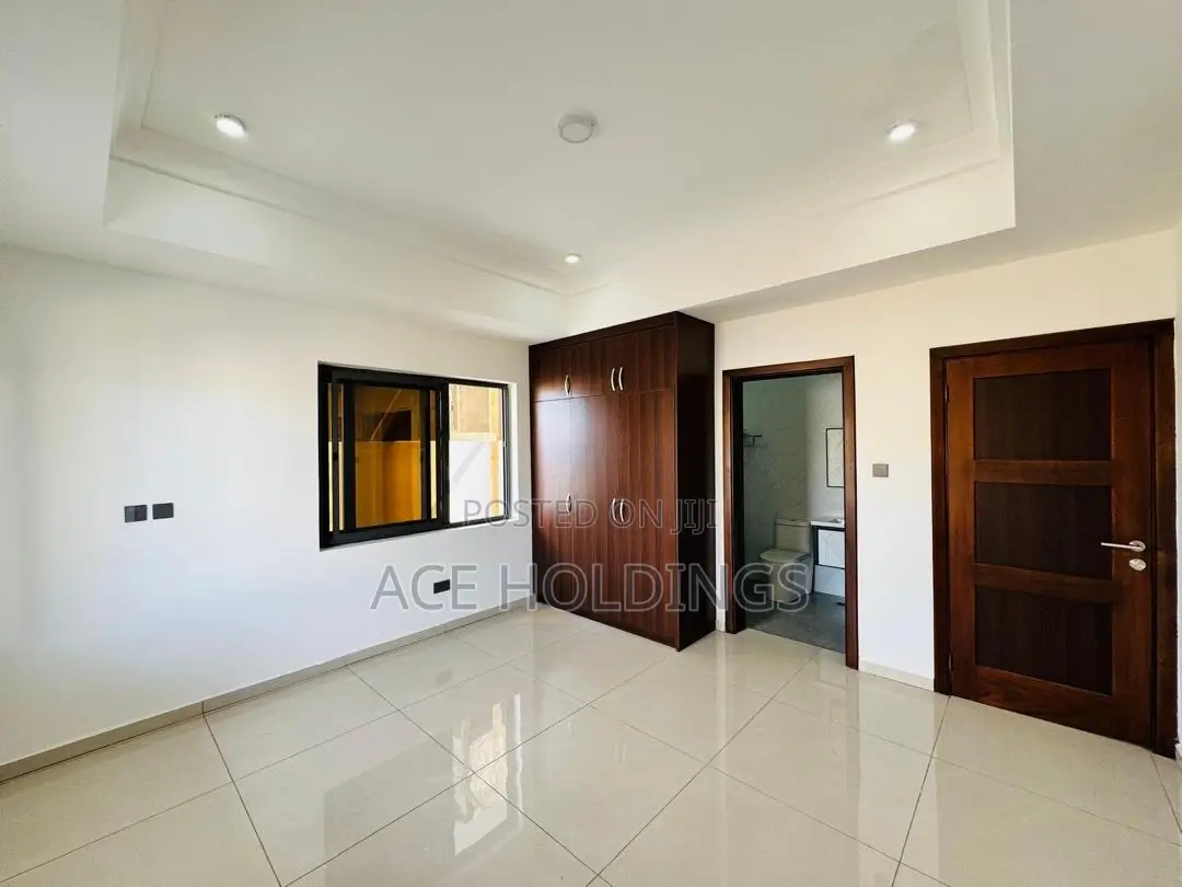4bdrm House in Adjiringanor, Adjiriganor for sale
