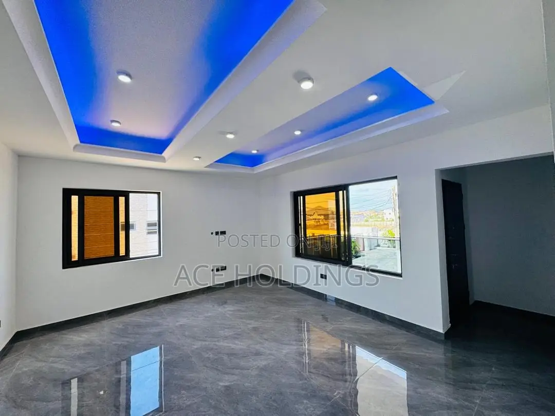 4bdrm House in Adjiringanor, Adjiriganor for sale