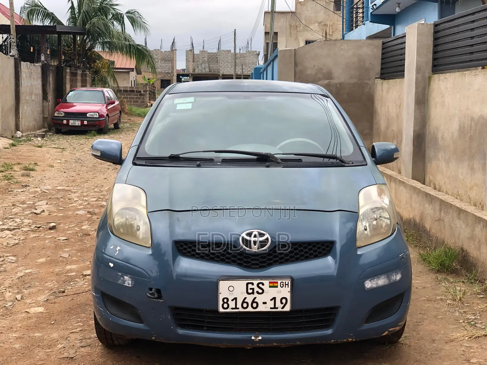 Toyota Vitz 1.0 FWD 5dr 2012