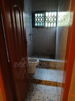 2bdrm Apartment in Auntie Aku for rent
