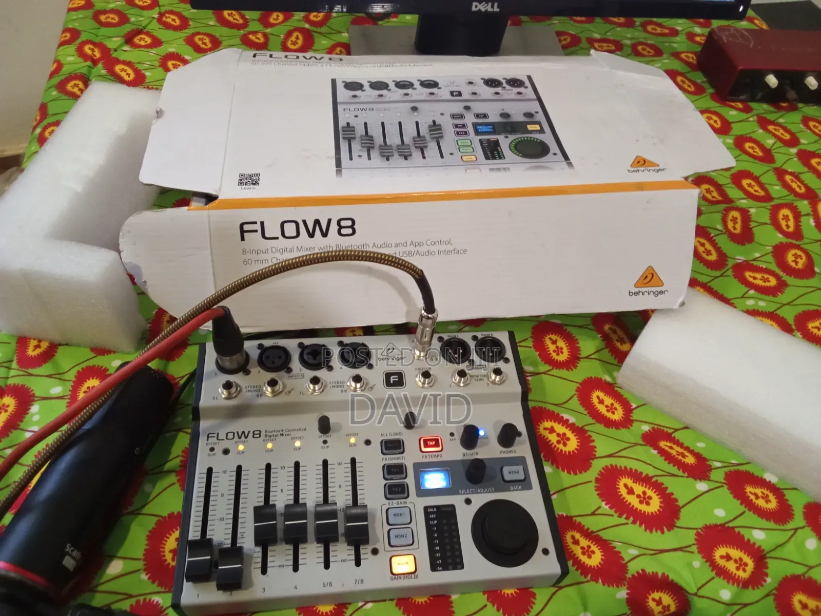 Digital Mixer (Behringer Flow 8)