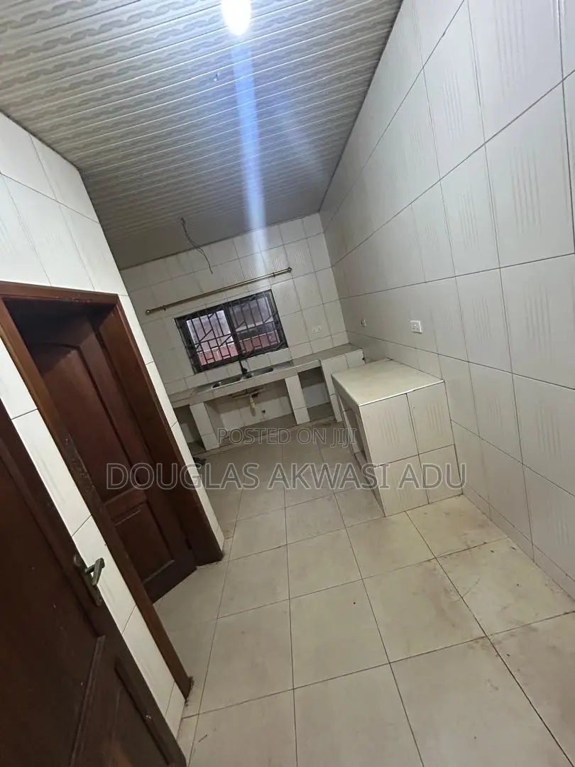 3bdrm House in Mountain View Estate, Ablorh Adjei for rent