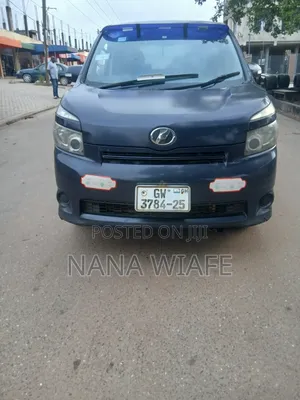 Toyota Voxy ZS 4WD 8-Seater 2011 Matt Black